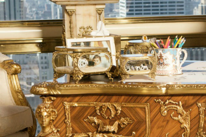 Luxury Dining Chairs From Donald Trump´s NYC Penthouse