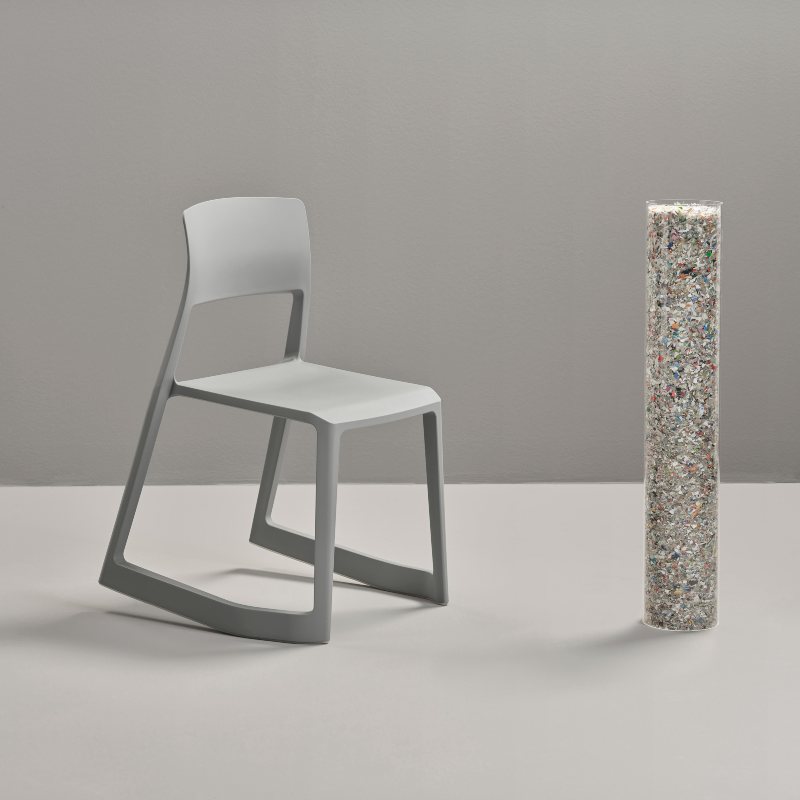 Dezeen Showroom - The Modern Chairs You Will Be Able to Find There
